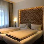 Hotel Petersen's 4*