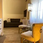 Petersen's Landhaus Hotel 4*