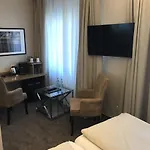 Otel Petersen's