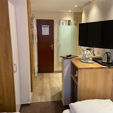 Petersen's Hotel 4*