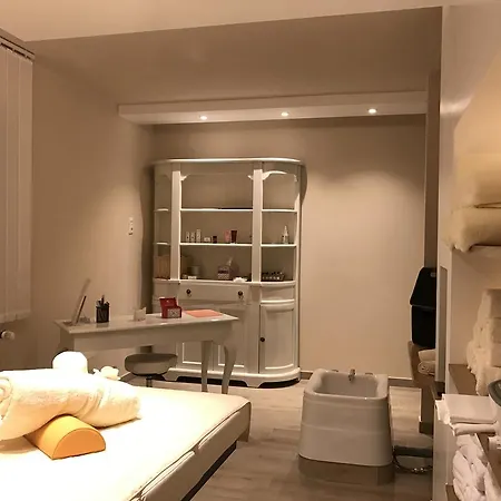 Petersen's Hotel 4*