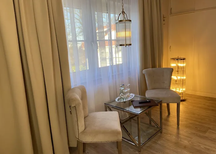 Petersen's فندق 4*